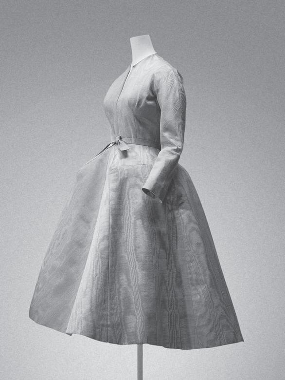 Иллюстрация к книге — Я – Кутюрье. Кристиан Диор и Я. [i_074.jpg]