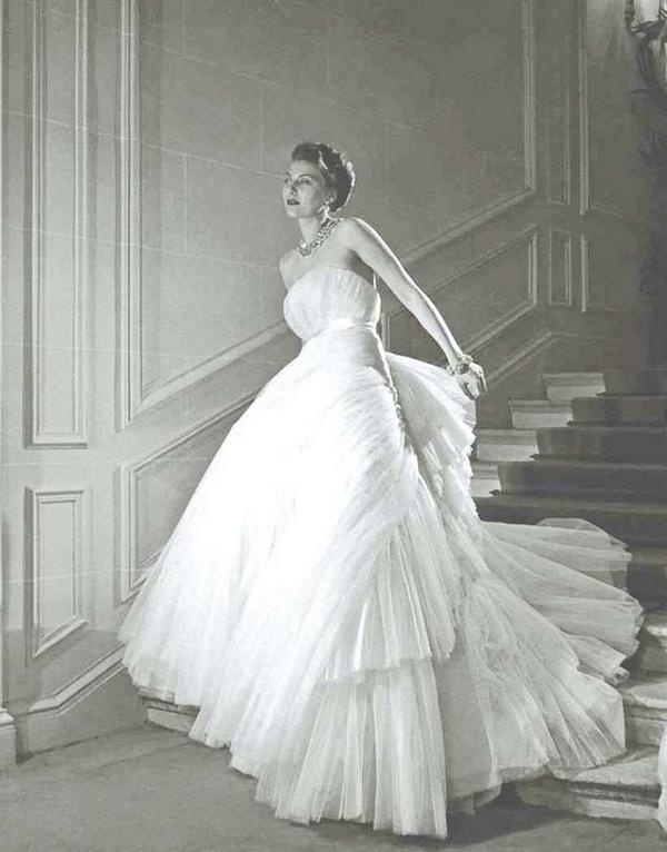 Иллюстрация к книге — Я – Кутюрье. Кристиан Диор и Я. [i_092.jpg]