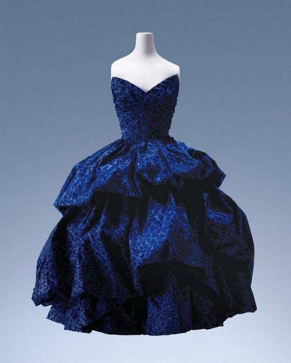 Иллюстрация к книге — Я – Кутюрье. Кристиан Диор и Я. [i_100.jpg]