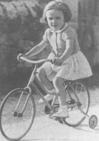 Иллюстрация к книге — Франсуаза Саган [i_002.jpg]