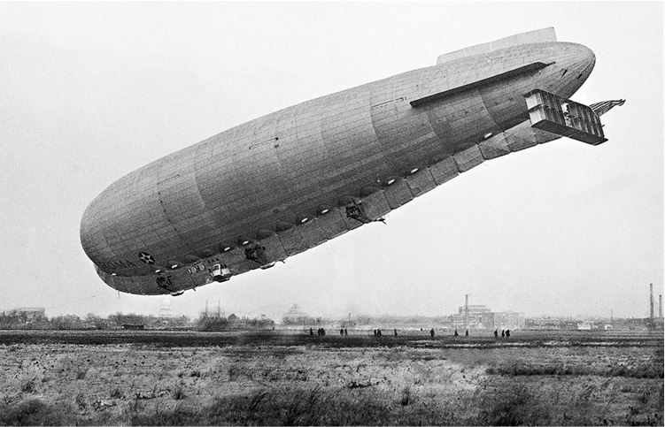 Иллюстрация к книге — Девятьсот часов неба. Неизвестная история дирижабля «СССР-В6» [i_051.jpg]