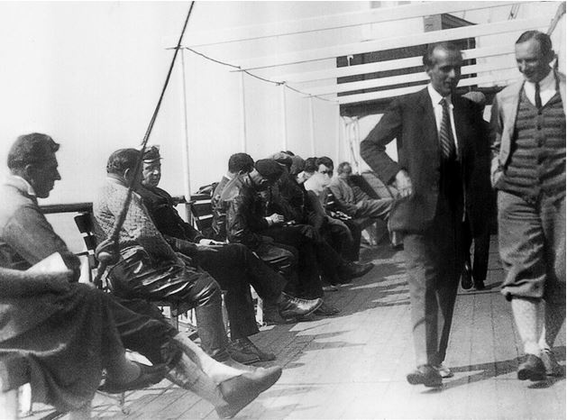 Иллюстрация к книге — Девятьсот часов неба. Неизвестная история дирижабля «СССР-В6» [i_086.jpg]