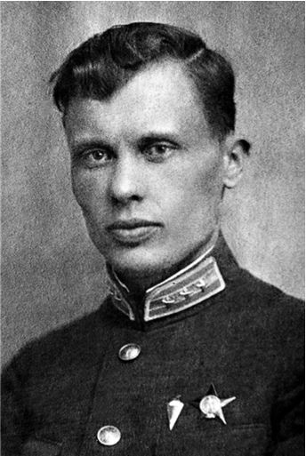 Иллюстрация к книге — Девятьсот часов неба. Неизвестная история дирижабля «СССР-В6» [i_136.jpg]