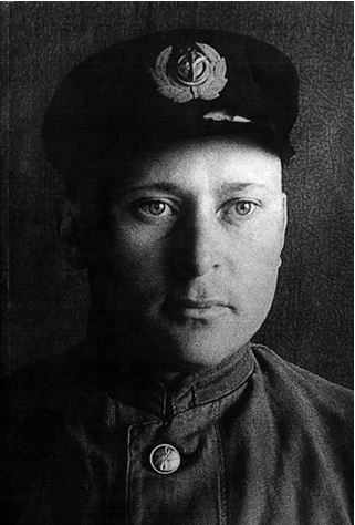 Иллюстрация к книге — Девятьсот часов неба. Неизвестная история дирижабля «СССР-В6» [i_169.jpg]