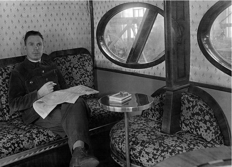 Иллюстрация к книге — Девятьсот часов неба. Неизвестная история дирижабля «СССР-В6» [i_197.jpg]