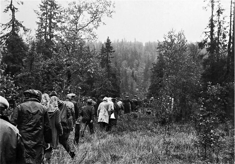 Иллюстрация к книге — Девятьсот часов неба. Неизвестная история дирижабля «СССР-В6» [i_202.jpg]