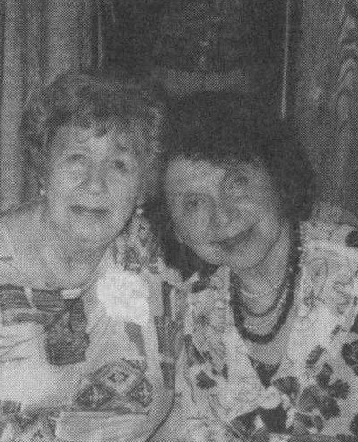 Иллюстрация к книге — Как я стала киноведом [i_009.jpg]