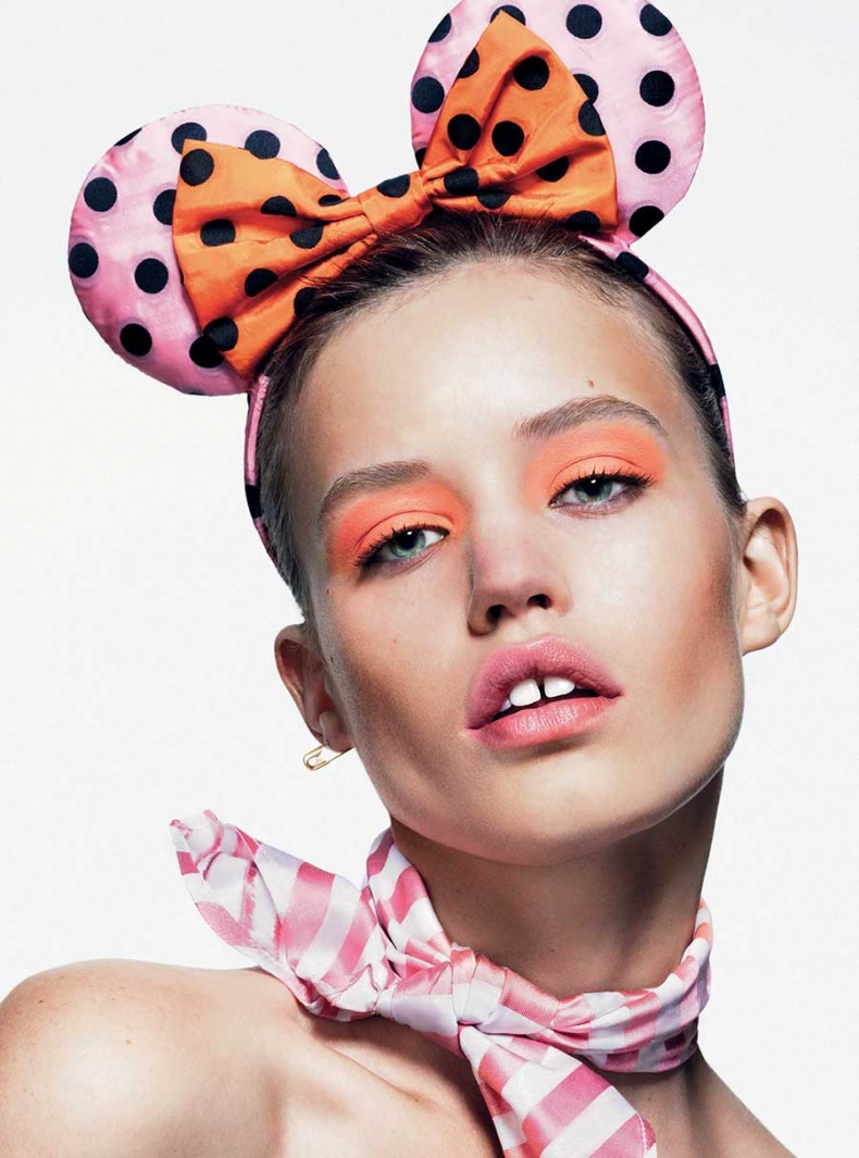 Иллюстрация к книге — Краски. История макияжа [i_160.jpg]