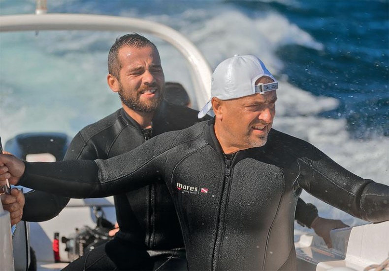 Иллюстрация к книге — Острова невезения [_142.jpg]