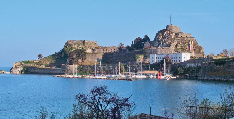 Иллюстрация к книге — Острова невезения [_176.jpg]