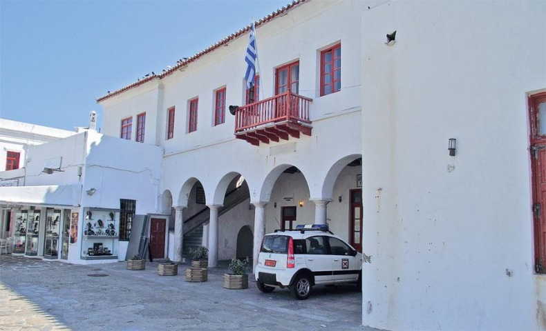 Иллюстрация к книге — Острова невезения [_38.jpg]