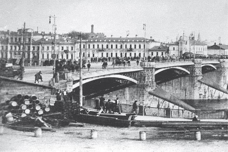 Иллюстрация к книге — Дом правительства. Сага о русской революции [i_013.jpg]