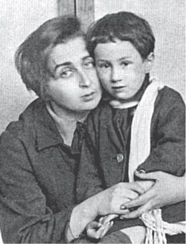 Иллюстрация к книге — Дом правительства. Сага о русской революции [i_144.jpg]