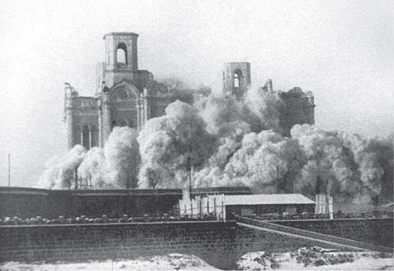 Иллюстрация к книге — Дом правительства. Сага о русской революции [i_162.jpg]