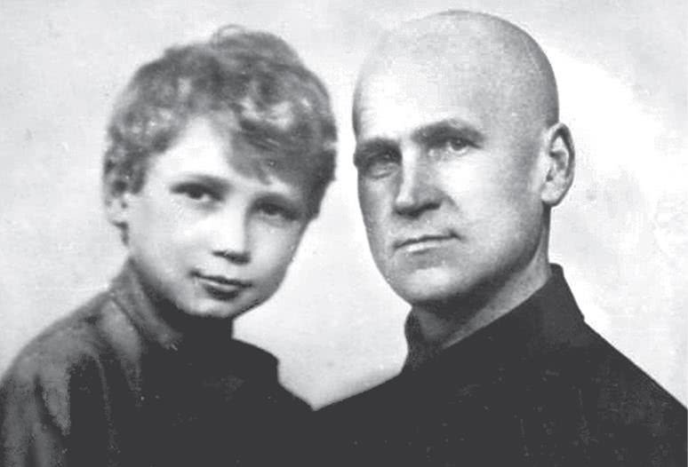 Иллюстрация к книге — Дом правительства. Сага о русской революции [i_197.jpg]