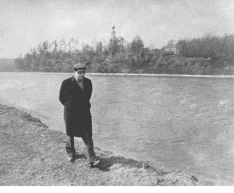 Иллюстрация к книге — Дом правительства. Сага о русской революции [i_406.jpg]