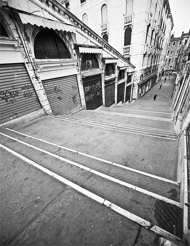 Иллюстрация к книге — Только Венеция. Образы Италии XXI [i_031.jpg]
