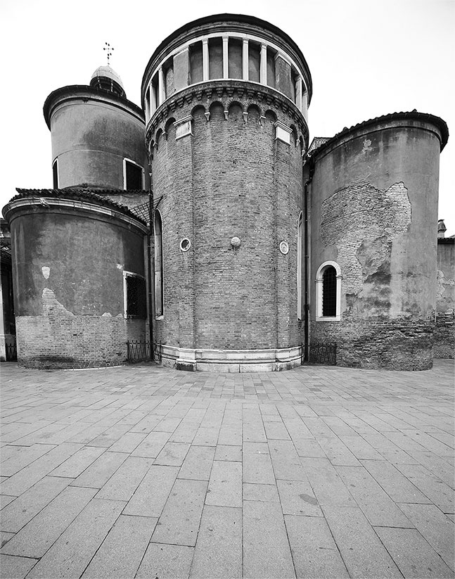 Иллюстрация к книге — Только Венеция. Образы Италии XXI [i_055.jpg]