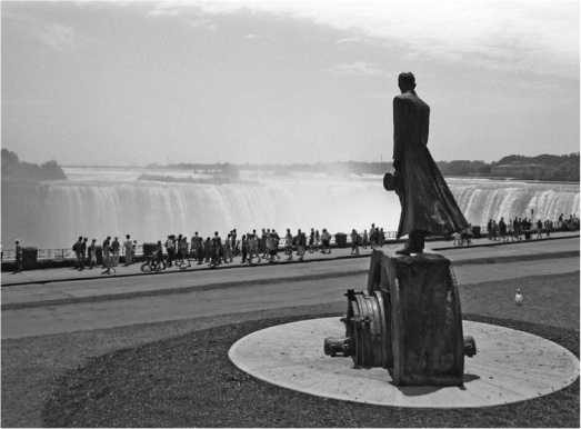 Иллюстрация к книге — Никола Тесла [i_018.jpg]