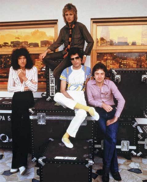 Иллюстрация к книге — Queen. Фредди Меркьюри. Биография [i_010.jpg]