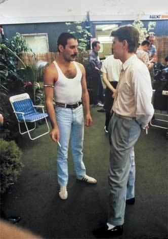 Иллюстрация к книге — Queen. Фредди Меркьюри. Биография [i_033.jpg]