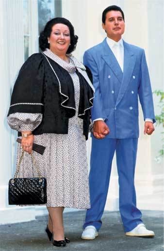 Иллюстрация к книге — Queen. Фредди Меркьюри. Биография [i_059.jpg]