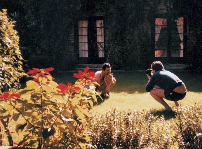 Иллюстрация к книге — Queen. Фредди Меркьюри. Биография [i_061.jpg]