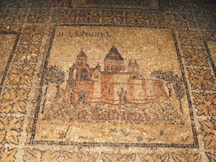 Иллюстрация к книге — Храм Гроба Господня [i_039.jpg]