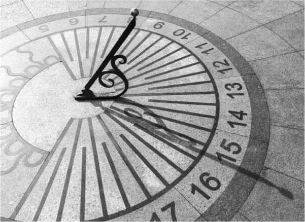 Иллюстрация к книге — История часов. Эволюция от солнечных до водородных [i_003.jpg]