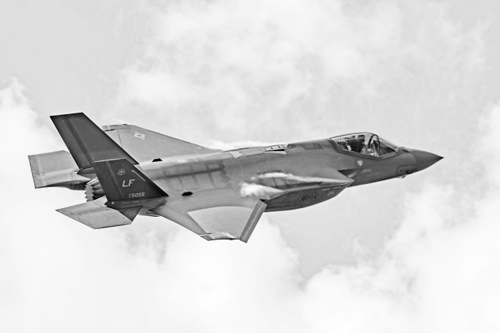 Иллюстрация к книге — Путин - Трамп. О чем не знают в Госдепартаменте? [i_019.jpg]