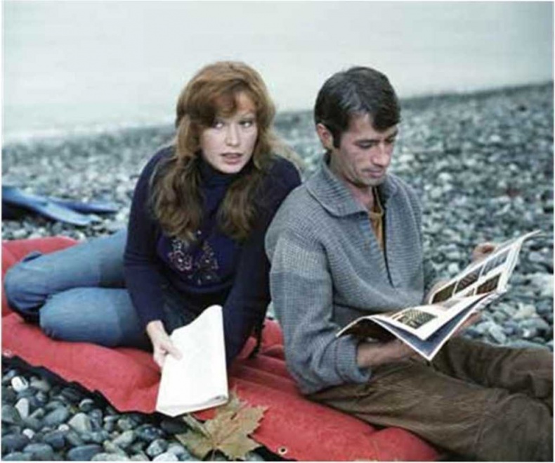 Иллюстрация к книге — Алла Пугачева. Жизнь и удивительные приключения великой певицы [i_011.jpg]