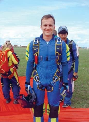 Иллюстрация к книге — Можно ли забить гвоздь в космосе и другие вопросы о космонавтике  [i_033.jpg]