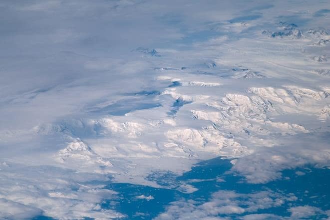 Иллюстрация к книге — Можно ли забить гвоздь в космосе и другие вопросы о космонавтике  [i_128.jpg]