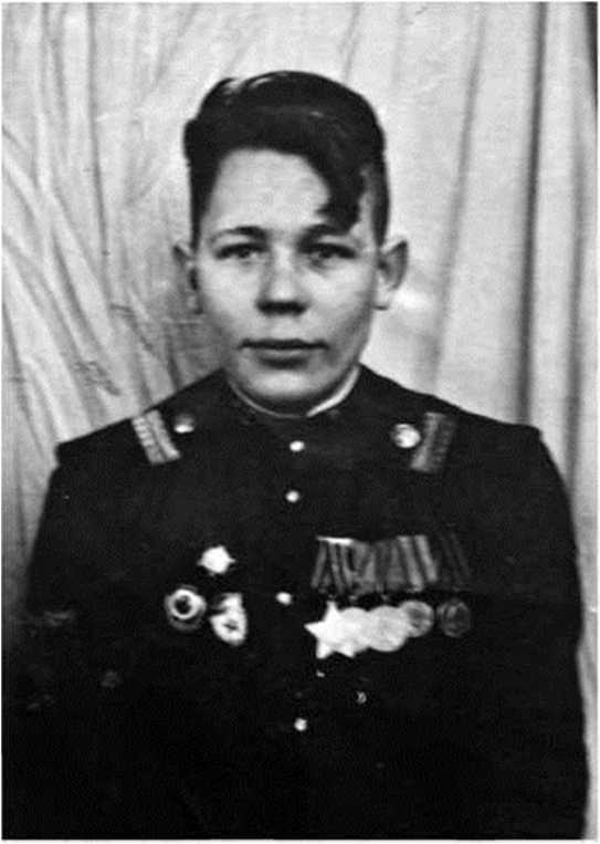 Иллюстрация к книге — Самоходчики  [i_022.jpg]