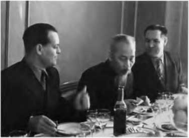 Иллюстрация к книге — Борис Щербина [i_017.jpg]