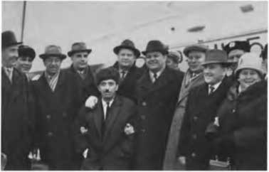 Иллюстрация к книге — Борис Щербина [i_031.jpg]