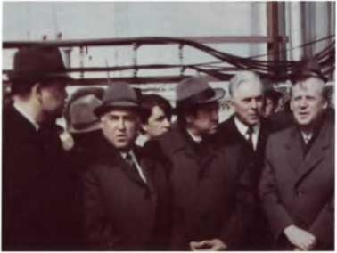 Иллюстрация к книге — Борис Щербина [i_068.jpg]