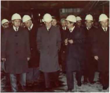 Иллюстрация к книге — Борис Щербина [i_072.jpg]