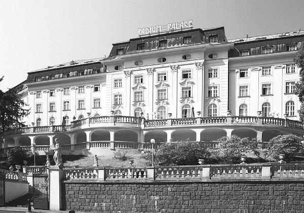 Иллюстрация к книге — Научные сказки периодической таблицы. Занимательная история химических элементов от мышьяка до цинка [i_023.jpg]