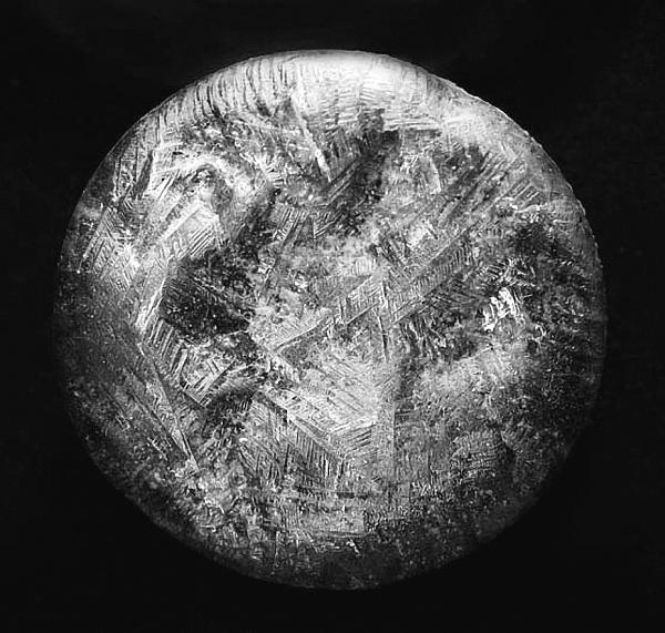 Иллюстрация к книге — Научные сказки периодической таблицы. Занимательная история химических элементов от мышьяка до цинка [i_055.jpg]