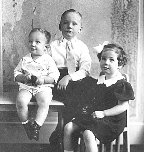 Иллюстрация к книге — Первый человек. Жизнь Нила Армстронга  [i_011.jpg]