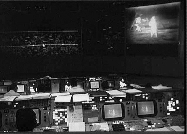 Иллюстрация к книге — Первый человек. Жизнь Нила Армстронга  [i_056.jpg]