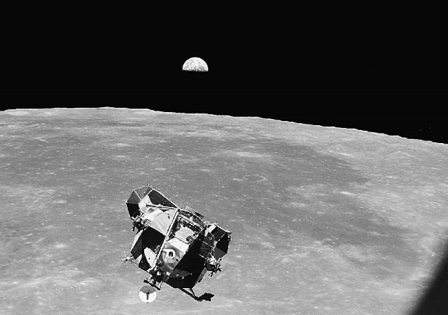 Иллюстрация к книге — Первый человек. Жизнь Нила Армстронга  [i_062.jpg]