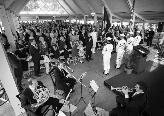 Иллюстрация к книге — Первый человек. Жизнь Нила Армстронга  [i_090.jpg]