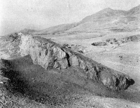 Иллюстрация к книге — Великая Китайская стена [i_007.jpg]