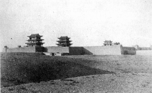 Иллюстрация к книге — Великая Китайская стена [i_022.jpg]