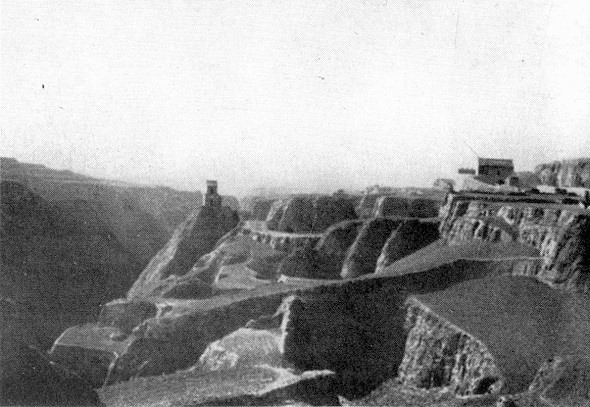 Иллюстрация к книге — Великая Китайская стена [i_027.jpg]