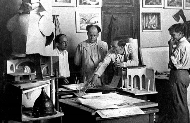 Иллюстрация к книге — Ноев ковчег писателей [i_102.jpg]