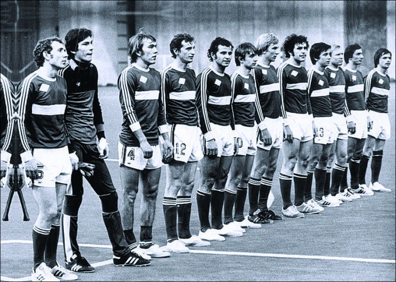 Иллюстрация к книге — Романцев. Правда обо мне и "Спартаке" [i_023.jpg]