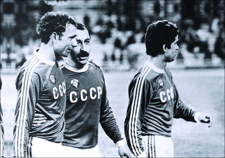 Иллюстрация к книге — Романцев. Правда обо мне и "Спартаке" [i_031.jpg]